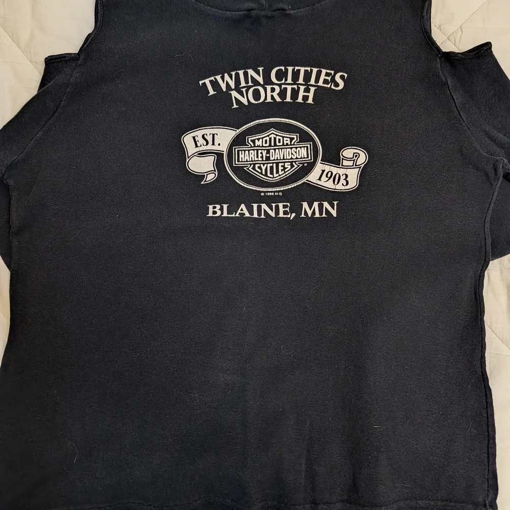 Harley-Davidson Women's Black and Purple Short Sleeve Tees - Picture 3 of 9
